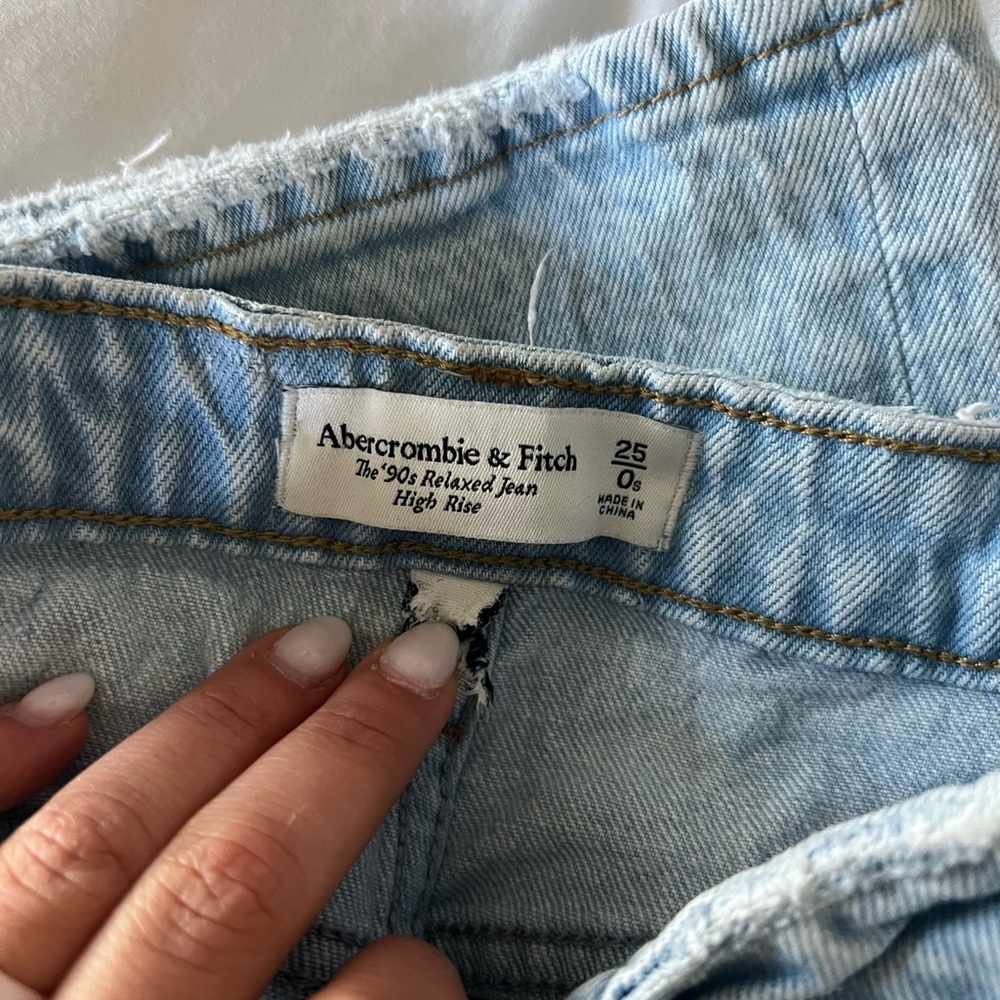 Abercrombie & Fitch Women's Light Blue Jeans
